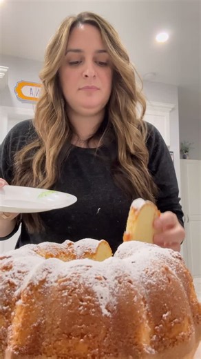 Enza on Instagram: "Sour Cream Pound Cake..Baking makes me HAPPY 😍 Just like @entenmanns 😋 Bake at 325 for 1 hr & 25 minutes Ingredients:3 cups All-purpose flour, 1/4 tsp Baking Soda, 1/2 tsp Kosher salt, 1 cup Unsalted butter softened, 3 cups Sugar, 6 large Eggs room temperature 8oz Sour Cream room temperature, 2 tsp Vanilla Extract Spray pan or butter & flour pan. Whisk together the flour, baking soda, and salt. Set aside. Beat butter & sugar together with a mixer. Add eggs one at a time, be