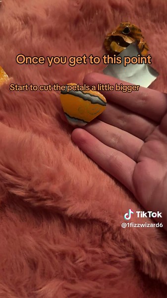 Crafting Beautiful Roses from Monster Cans