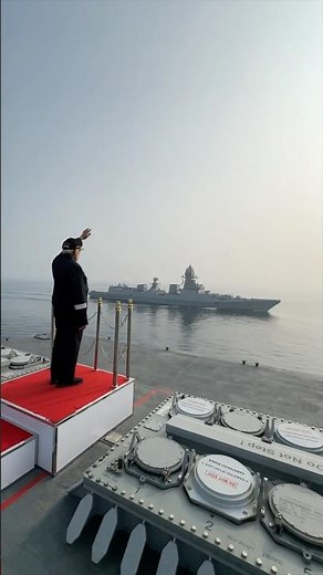 PM Modi salutes Bharat’s Naval Might in a spectacular Steampast