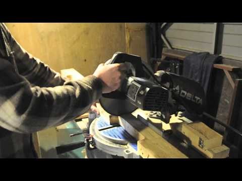 DIY Pallet Coffee Table - how to make a coffee table out of wooden pallets