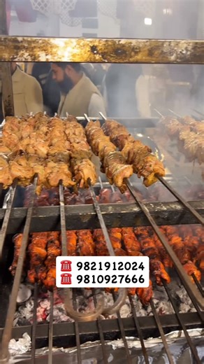 Khan Hamza on Instagram: "6 Hazar Logo Ka Program 😱"