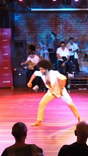 Some cuban salsa at La Familia Showcase 🤩 Sabroso! #salsa #showcase #latindance #dancers #australia | Pedro Gonzalez Dance
