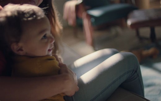 婴幼儿护理品牌PAMPERS广告片 婴幼儿状态组画面参考学习