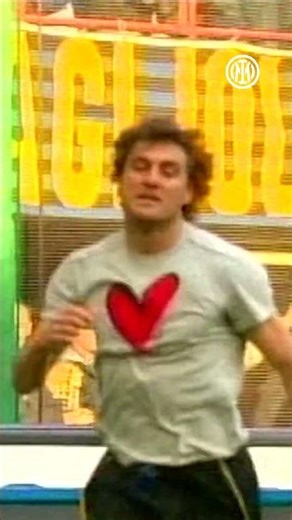 Vieri Towers Above The Opposition! #shorts #inter #interclassic