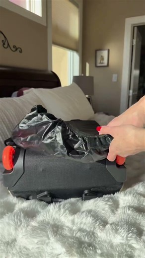 Ultimate Travel Hack: Convertible Suitcase to Backpack! #Travel #Suitcase