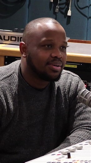 📻A day in the life of a broadcaster🔊🎵 #musicproduction #MusicalSuccess #broadcasting #academyofsoundengineering #AudioEngineeringMagic #SoundDesignWizards #ultimateentertainmentindustry | Academy of Sound Engineering