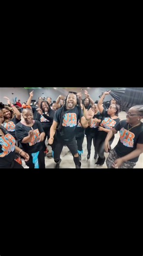 The JB Steppas came to party like back in the day 🤩 DC: Camden (UNC) from the JB Steppas VC: Jasmine Brown 😛🥳🤩 …. Oh to be a JB Steppa 🩵🧡 #linedance #jbsteppas #jasminebrown #sc #trendingreelsvideo | Jasmine Brown