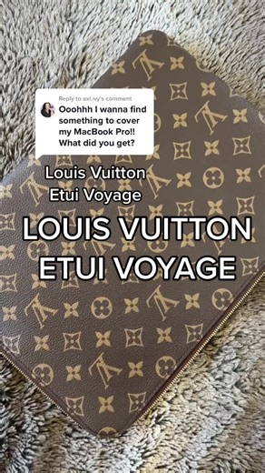 Louis Vuitton Etui Voyage MM - Stylish Laptop Sleeve Case Review