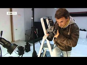 How to Create Fake X-Ray Photos of Deconstructed Gadgets