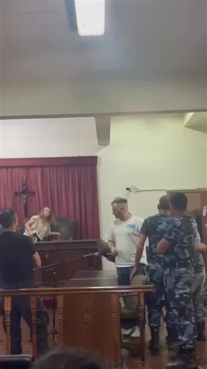 Hechos y Derecho on Instagram: "#LaPlata ATENCIÓN. Fallo contra Fernando Daniel Sibestrelli. Por unanimidad, lo condenaron a la pena de prisión perpetua por el asesinato de Nicol Ruiz. Le aplicaron el agravante de odio de género. La víctima era una mujer trans."