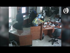 Surveillance video shows looting at Kassab Jewelers during Portland riot