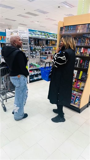 Auntie on Instagram: "I couldn’t believe it 😮#fanclub worldwide professional"