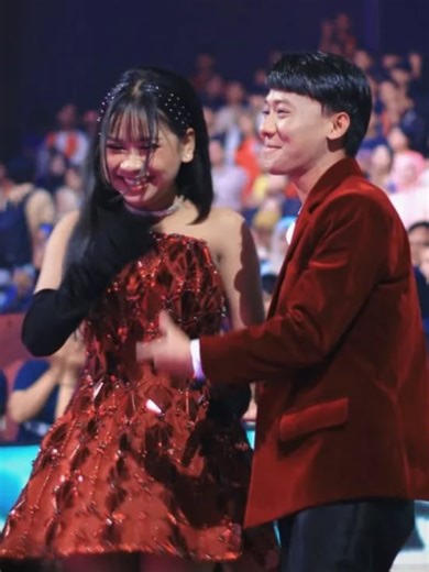 Kerja Disemangatin Ayang: Momen Gacor Disemangatin