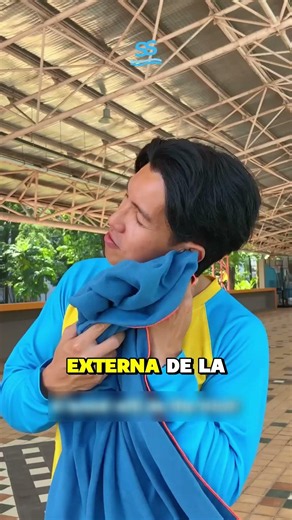 ¿Tienes agua en el oído después de nadar? ❌ ¡Nunca hagas esto! 😱