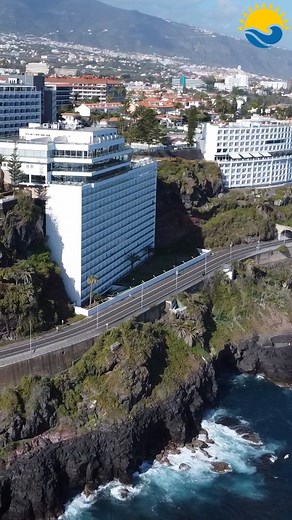 Hotel Semiramis y La Paz Puerto de la Cruz Tenerife Canarias #VisitPuertodelaCruz #tenerife_paraiso_canario #ilovetenerife #puertodelacruz #puertodelacruztenerife | PuertodelaCruzinfo