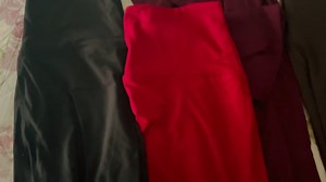 Watch Form Fitting Comfy Leggings on Amazon Live