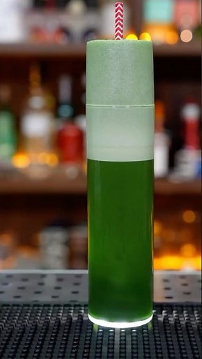 Mastering the Art of Mixology: Cocktail Skills & Bartender Techniques 🍸🔥 #cocktail #bartender #bar