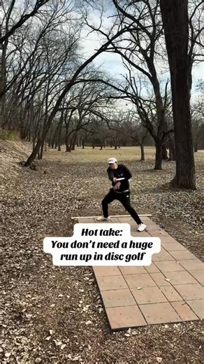 Chain Clankers Disc Golf | Coaching on Instagram: "If someone tells you to throw far in disc golf you need a big run up they are flat out wrong. Balance & timing are so much more important than length of run up. All a big run up is doing is adding extra momentum into the throw. If you can’t properly use that momentum… then it was a waste of energy. Instead make your x step a 3 step system that is tight and compact. Try starting halfway down the tee pad already. This will force you to have a tigh