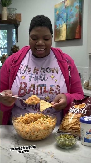 Let’s make some rotelle dip with nachos #dinnerideas ￼