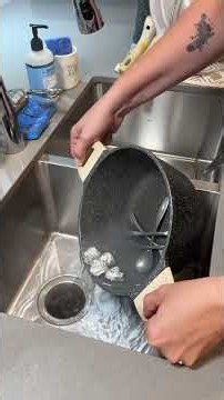 Don't throw away tarnished silver! Try this first 😱 #diy #cleaning #silver
