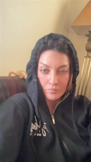 All I see are goons empowered by a pedophile to terrorize communities in order to distract from the scale of his crimes. Always and forever, fuck 🧊 | Megan Malone