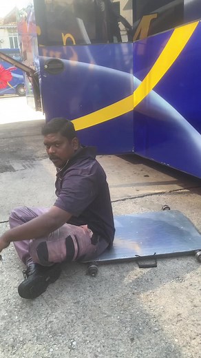 Bus Maintenance: Essential Tips and Techniques