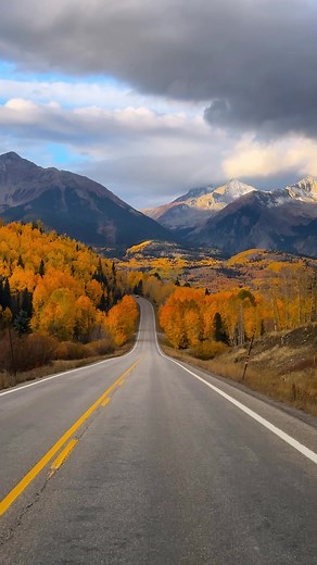 Exploring Colorado's Vibrant Fall Colors