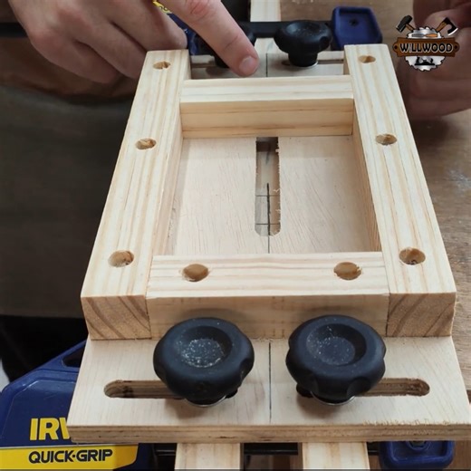 How can you make perfect joints with a router? #workshop #woodworkingprojects #woodworkingproject #canalwillwood #tools #woodworkingtips #woodworking #tips #marcenaria | WillWood Diy & Woodworking