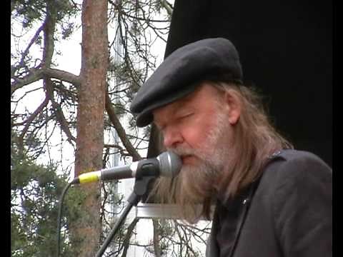 Tuomari Nurmio: Oi Mutsi Mutsi