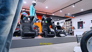 🏁 𝗕𝗶𝗲𝗻𝘃𝗲𝗻𝘂𝗲 𝗰𝗵𝗲𝘇 𝗦𝗣𝗔 𝗥𝗮𝗰𝗶𝗻𝗴 🏁 Plongez dans l’univers 𝗦𝗣𝗔 𝗥𝗮𝗰𝗶𝗻𝗴 à travers notre magasin : un espace moderne, une ambiance racing, et une sélection pensée pour les passionnés d’automobile. Que vous soyez amateur, pilote ou simplement curieux, notre showroom vous ouvre ses portes pour découvrir des produits de qualité, dans un cadre à notre image : 𝘀𝗼𝗯𝗿𝗲, 𝗱𝘆𝗻𝗮𝗺𝗶𝗾𝘂𝗲 𝗲𝘁 𝗽𝗮𝘀𝘀𝗶𝗼𝗻𝗻𝗲́. 🎥 Découvrez le magasin en vidéo et laissez-vous immerger dan