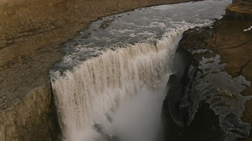 Dettifoss, Iceland – Waterfall and Canyon in 4K