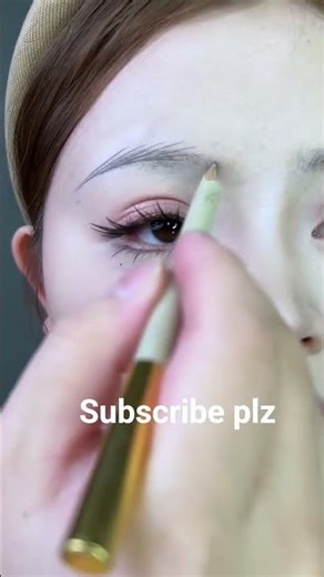 I’m Totally Obsessed With This Eyebrow Pencil! | Natural Brow Tutorial for Beginners#shorts#bea