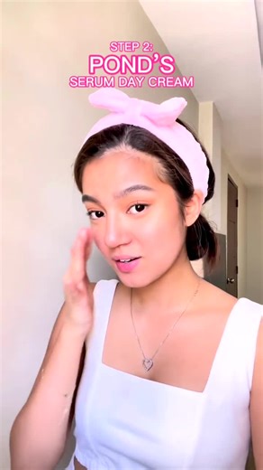 This is how I’ve been maintaining my healthy and moisturized skin using the Pond's Power of Serum day-by-day! Step 1: Triple Glow Serum to fade spots Step 2: Serum Day Cream to brighten and moisturize skin Start using these @pondsph products to get that bright, spot-less glow you want! | Belle Mariano