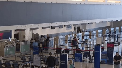 Flyers deal with flight anxiety post-Philly crash; psychologist shares coping mechanisms