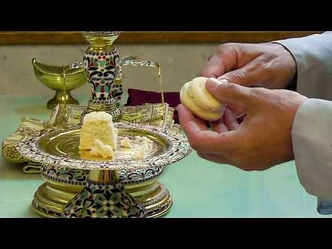 Proskomedia: The Liturgy of Preparation.