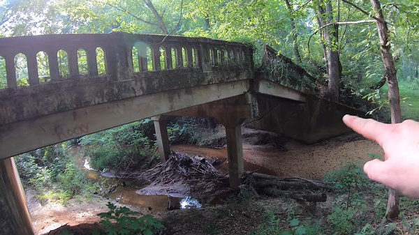Metal detecting lost gold at a 1926 bridge collapse site