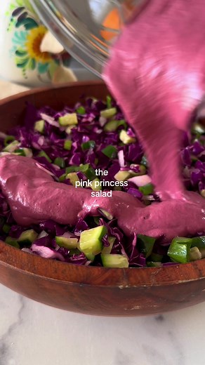 Pink Princess Salad 💘 this one is incredible :) I’m so excited for you to try this one- especially if you loved the viral green goddess salad! HOW TO GET THE RECIPE: find the 🔗 via my profile. Comment below if you’re making this! #salad #healthyrecipes #veganrecipes #pinkprincess #easyrecipe #plantbasedrecipes #cabbage #mealprep