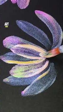 I draw with iridescent paint 😍 my new passion 🫠🎨 #painting #iridescent #beginnerarttips #easytuto