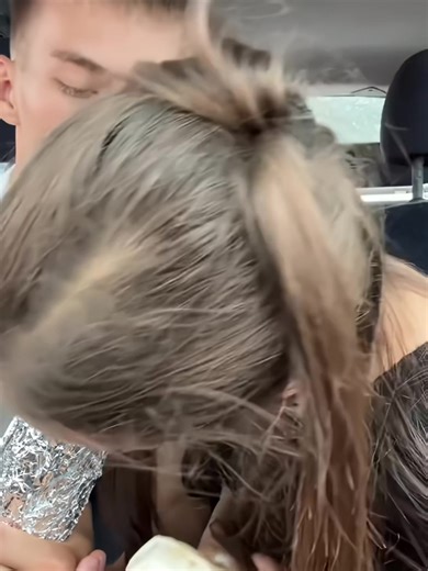 Eat your boyfriend’s food to test his reaction🤣#foryour #prank #funny #boyfriend #food