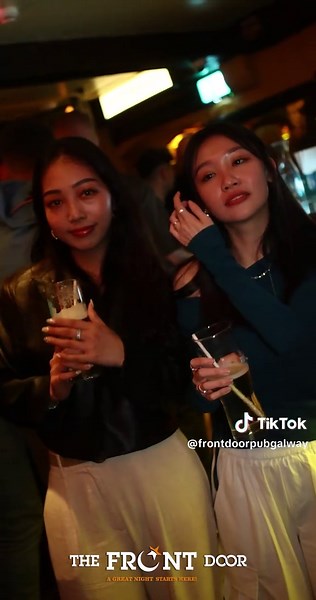 Explore Galway Nightlife: Bars and Cocktails Guide