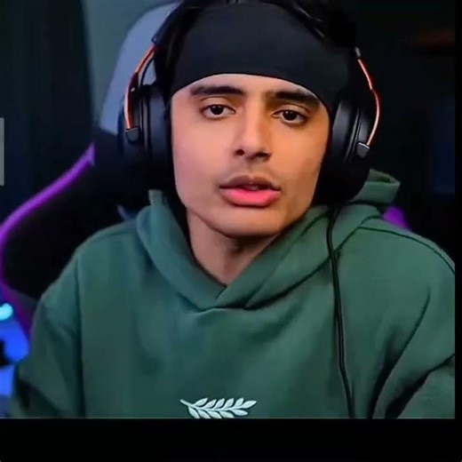 CS rank mein Aajubhai94 ke samne quarter 1vs4 #ajubhai94#ajubhai #totalgaming #trendingshorts #skar