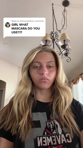 How to Achieve Spider Leg Eyelashes Tutorial by Bella Johnson