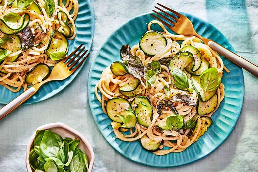 38 Mother's Day Dinner Ideas To Surprise Mom This Year