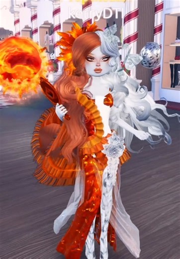 Master Server Theme: Sun and Moon Dress to Impress