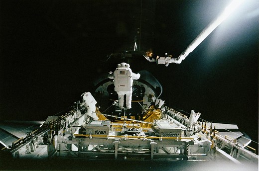 STS-49 Mission Highlights