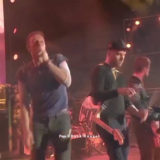 Coldplay - Hymn For The Weekend._❤️🥀 | All Animes