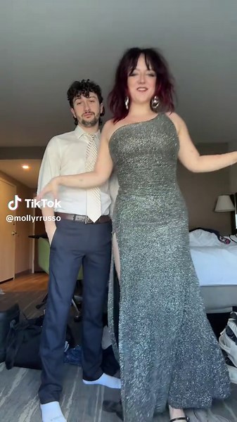 Stunning Vintage Wedding Hairstyles and Decor Ideas