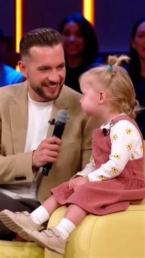 Os super poderes do papai só não vencem uma pessoa: A MAMÃE 🤣🤣Siga 👉@iapirata#mamae #poderes #papai