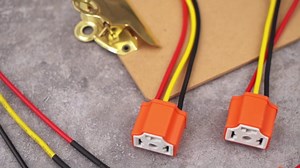 4 PCS H4 9003 HB2 Wiring Harness Headlight Sockets, Ceramic Headlight Connector Pigtail Socket Female Plug Fog Light Retrofit Car Accessories for Truck Boat