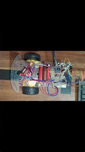 Line follower car complete.#arduinoboard #education #youtubeshorts #viral #viralvideo #youtubevideo